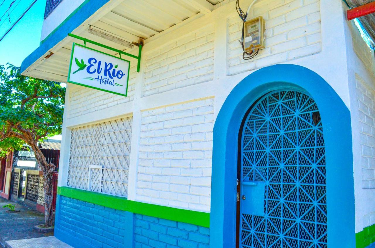 Hostal El Rio Leon Exterior photo
