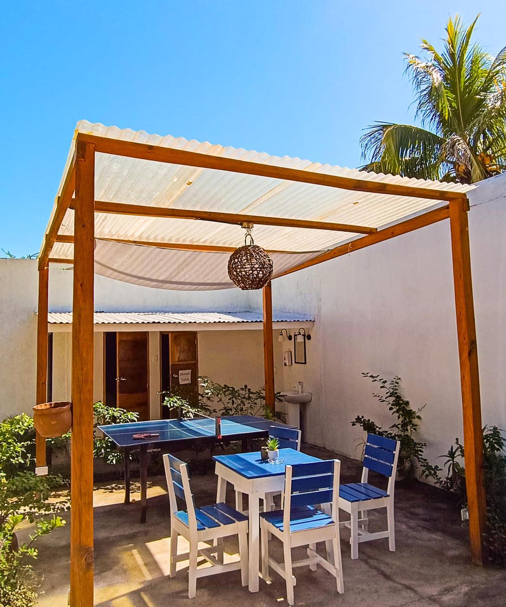 Hostal El Rio Leon Exterior photo